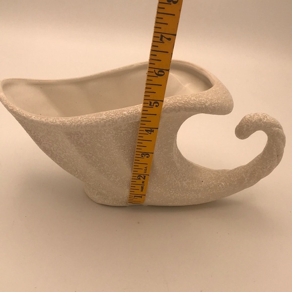Vintage MCM Cornucopia Pottery Planter Vase - Picture 6 of 7